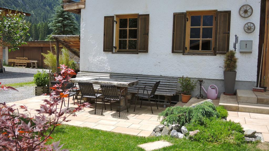 Trudis Hoamat Guest House Бах Екстериор снимка